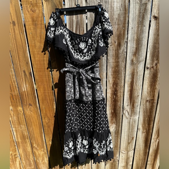 ANTHROPOLOGIE EMBROIDERED DRESS, Sz 8, Black - Picture 1 of 8